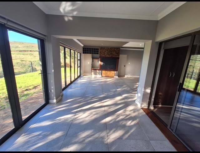 3 BEDROOM HOUSE FOR SALE IN MONTE CHRISTO